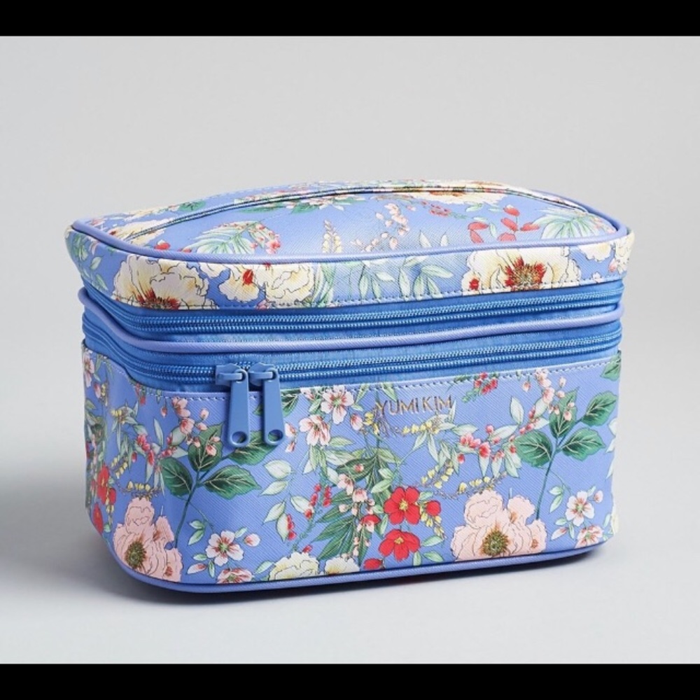 ☘️Travel bag NWT☘️